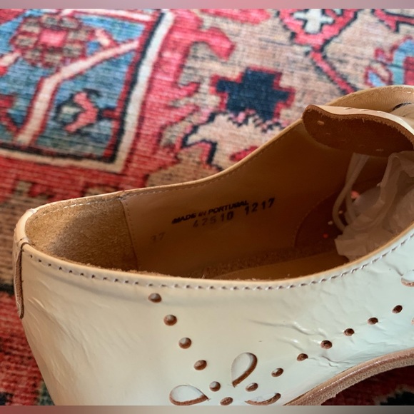 The Office Of Angela Scott white Oxfords sz 37 - Picture 10 of 10